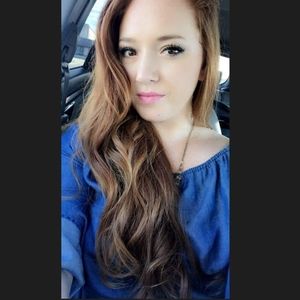 Meet your Posher, Kaitlyn